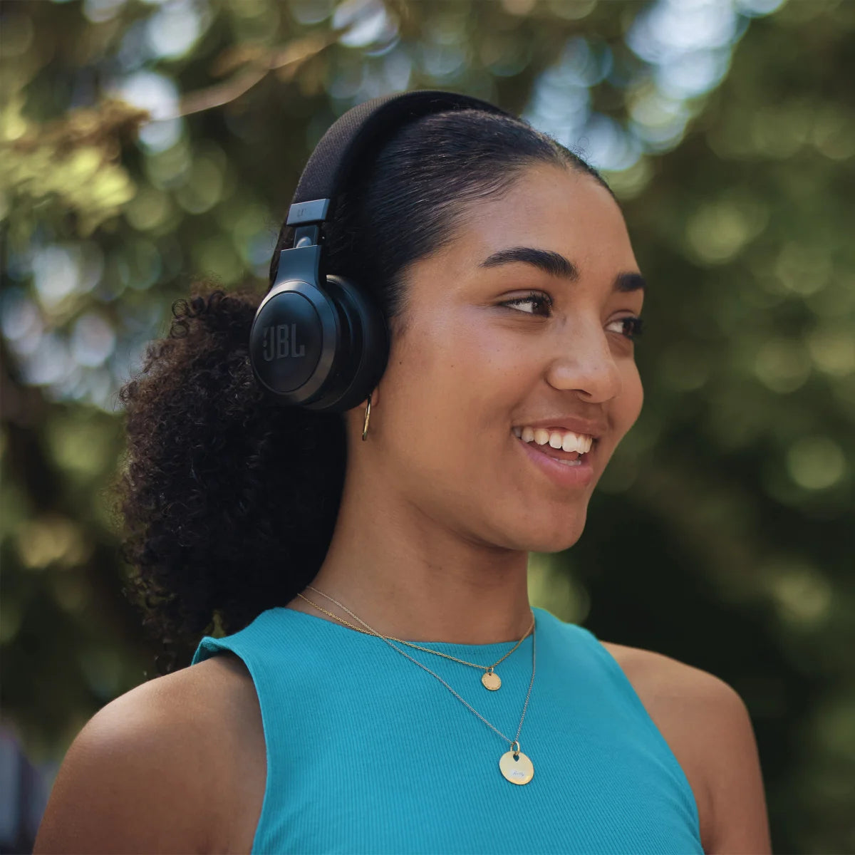 USED - Great Condition - JBL Live 675NC Wireless True Adaptive Noise-cancelling On-Ear Headphones